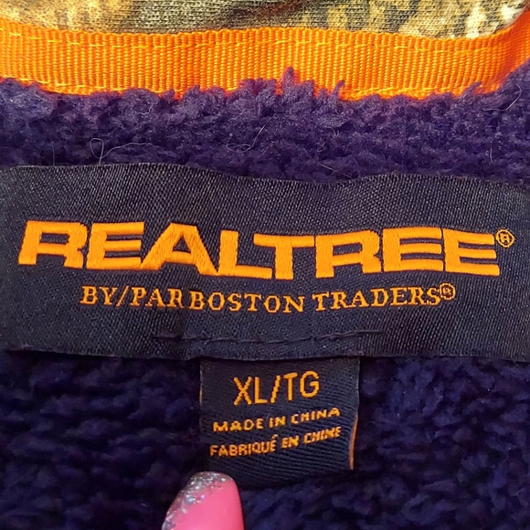 Realtree XL lined jacket with pockets, EUC - Picture 5 of 7